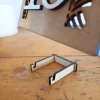 Numéro de table en bois à poser motifs feuillages ajourés | Produit | Laser Spark | Objets de décoration et accessoires en gravure laser | Décoration pour votre intérieur et tous vos événements, idées cadeaux, accessoires originaux