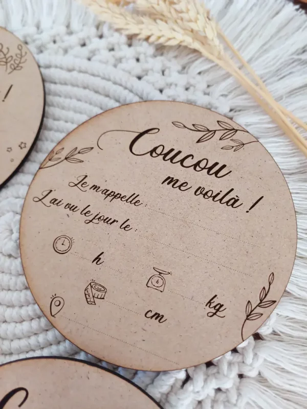 Carte de bienvenue naissance en bois à remplir | Produit | Laser Spark | Objets de décoration et accessoires en gravure laser | Décoration pour votre intérieur et tous vos événements, idées cadeaux, accessoires originaux