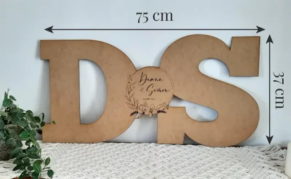 Livre d'or alternatif XXL initiales des mariés | Produit | Laser Spark | Objets de décoration et accessoires en gravure laser | Décoration pour votre intérieur et tous vos événements, idées cadeaux, accessoires originaux