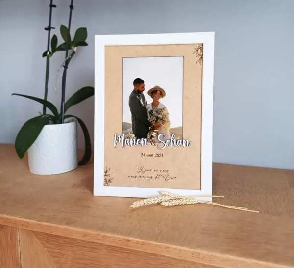 Cadre souvenir photo de mariage | Produit | Laser Spark | Objets de décoration et accessoires en gravure laser | Décoration pour votre intérieur et tous vos événements, idées cadeaux, accessoires originaux