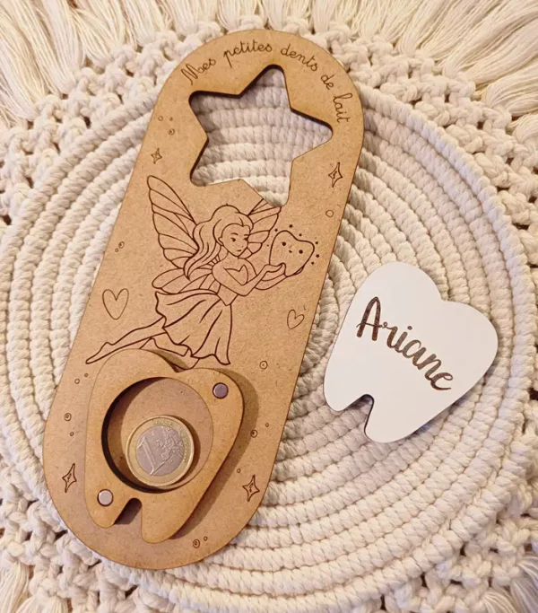 Boîte à dent de lait personnalisée à accrocher à la porte | Produit | Laser Spark | Objets de décoration et accessoires en gravure laser | Décoration pour votre intérieur et tous vos événements, idées cadeaux, accessoires originaux