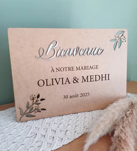 Panneau de bienvenue pour événements| Produit | Laser Spark | Objets de décoration et accessoires en gravure laser | Décoration pour votre intérieur et tous vos événements, idées cadeaux, accessoires originaux