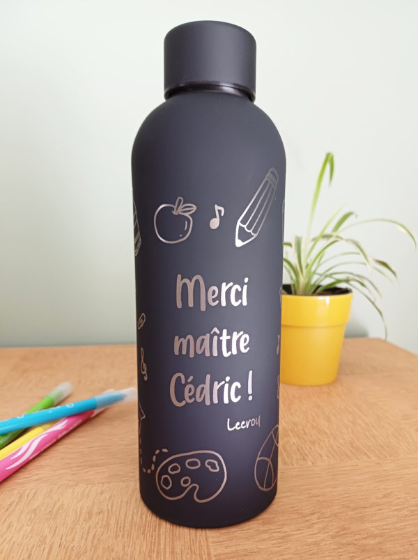 Gourde personnalisée cadeau de remerciement | Produit | Laser Spark | Objets de décoration et accessoires en gravure laser | Décoration pour votre intérieur et tous vos événements, idées cadeaux, accessoires originaux